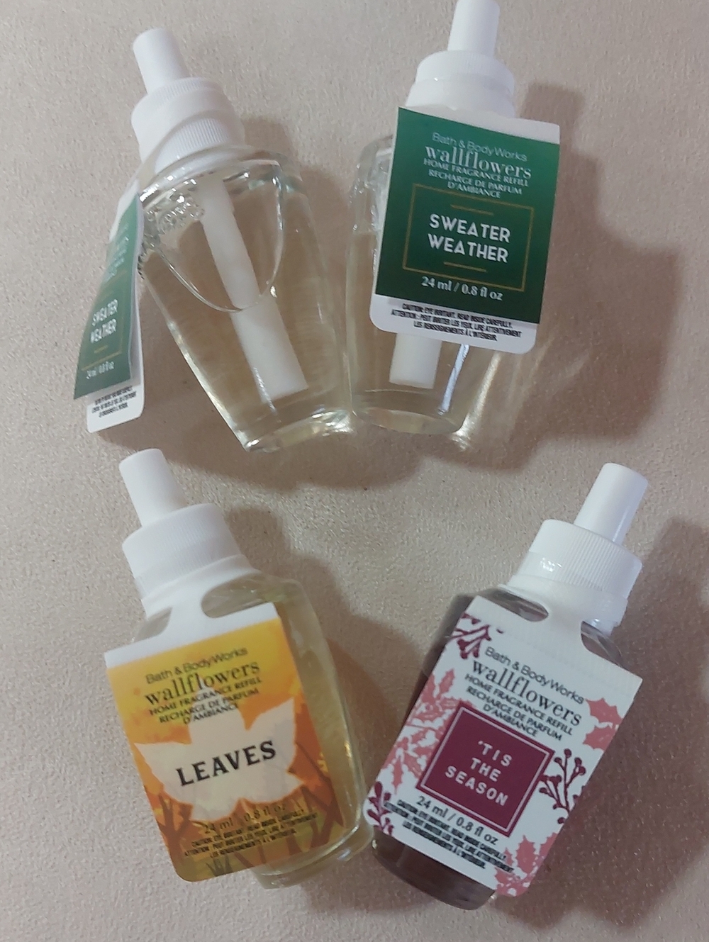NWT Bath & Body Works Wallflowers Refills - Green, Yellow, Burgundy